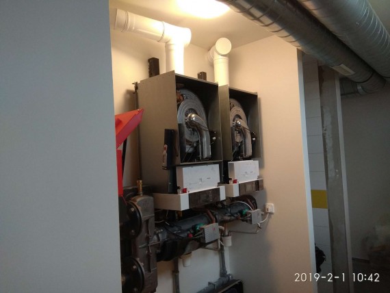 Viessmann 2x 50kW + regulace, Praha-Kbely (1)